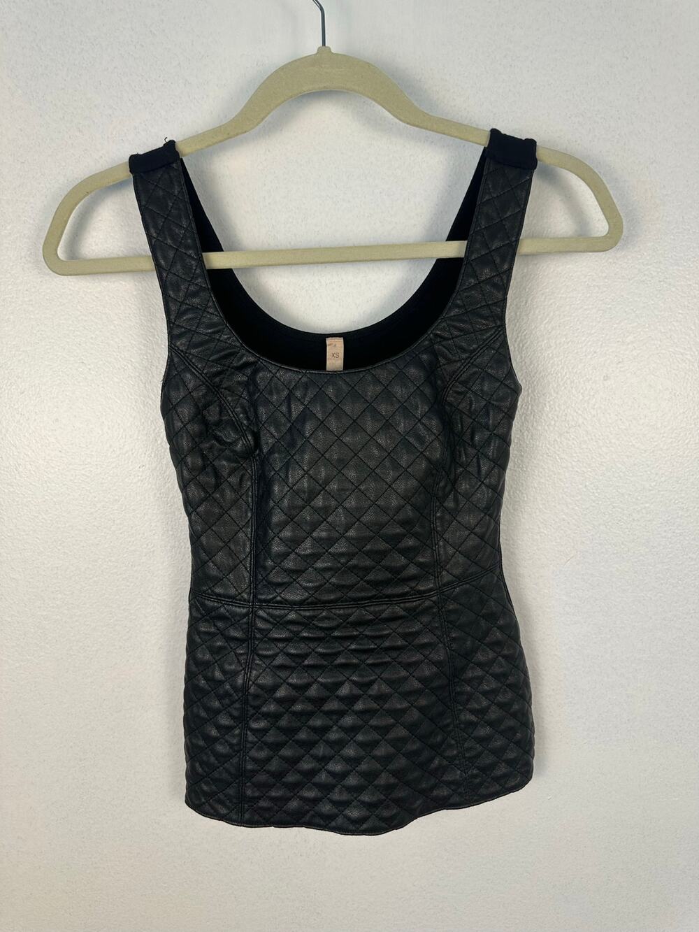 Bailey 44 black tank top diamond-quilted faux leather front scoop neckline XS